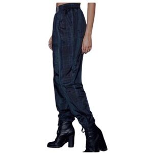 LF Los Angeles Spartan plaid jogger pant. fleece lined w/ankle Zip